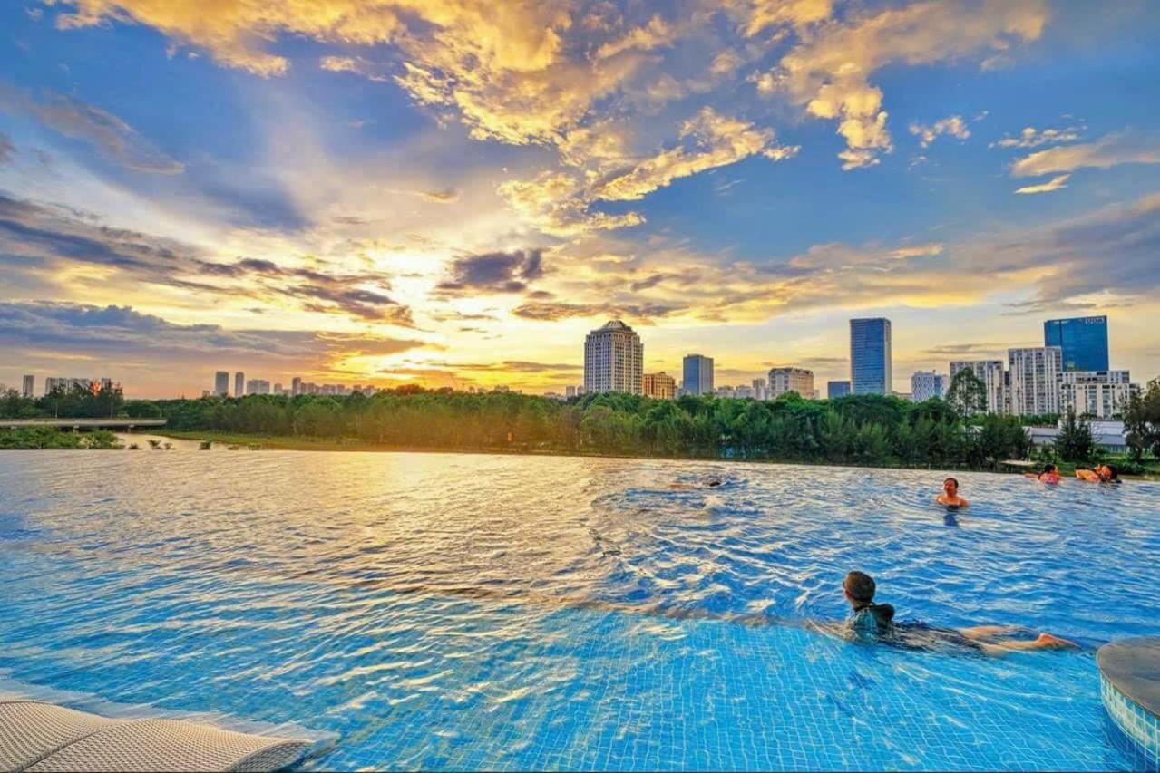 The Peak Midtown Twobedroom With Balcony Ho Chi Minh City Exterior photo